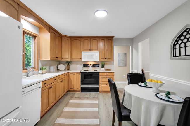 21 Schelly Dr, House other with 4 bedrooms, 3 bathrooms and null parking in Middletown NJ | Image 13