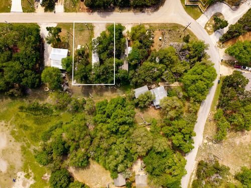 435 Burr Oak Ln, Canyon Lake, TX, 78133-3908 | Card Image