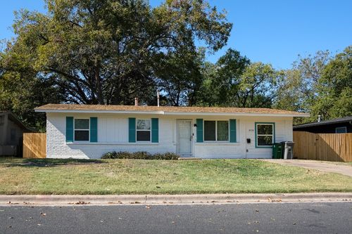 8706 Brookfield Dr, Austin, TX, 78758-7204 | Card Image