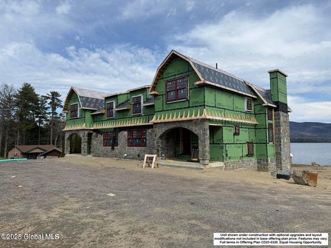 B1 - 10 Capri Ct, Townhouse with 4 bedrooms, 5 bathrooms and 4 parking in Diamond Point NY | Image 5