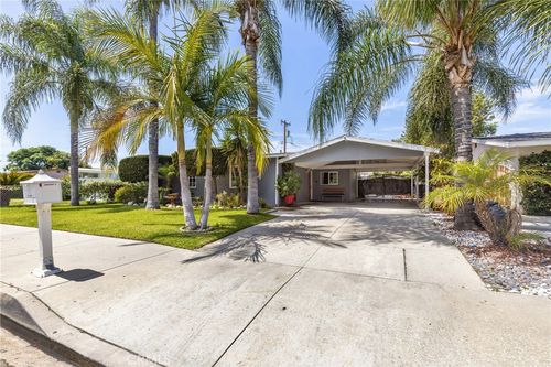 5515 N Duxford Ave, Azusa, CA, 91702-5626 | Card Image