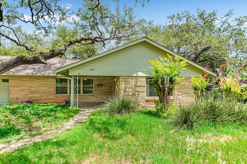 502 Sunset Cir, Austin, TX, 78704-5224 | Card Image