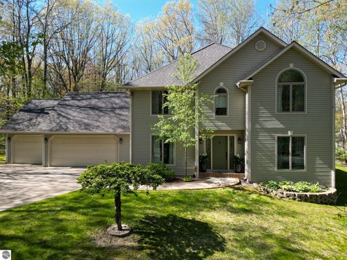 3449 Hilltop Ln, Mount Pleasant, MI, 48858-9500 | Card Image
