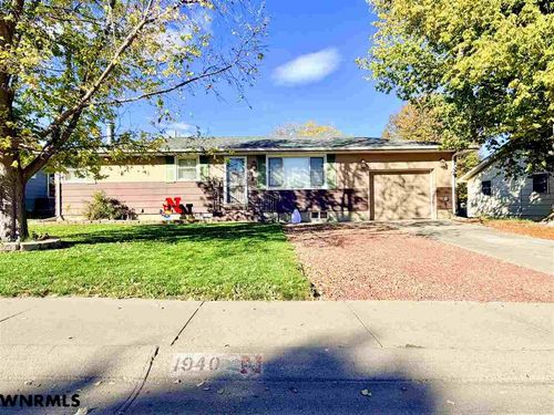 1940 A Street, Gering, NE, 69341 | Card Image