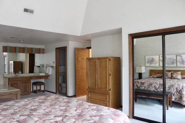 22-PimaryBed-bath-R14 | Image 23