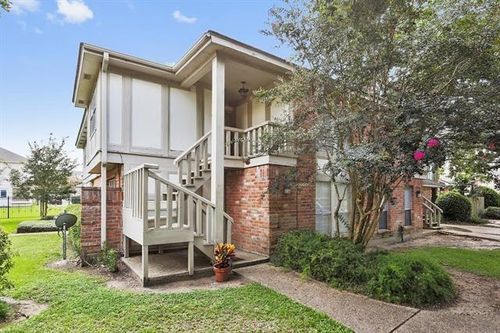 20-30 Cypress Grove Ct, New Orleans, LA, 70131-8956 | Card Image