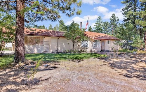 233 Richardson Way, Chester, CA, 96020 | Card Image