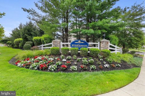 10 Montclaire Rd, MEDFORD, NJ, 08055-9531 | Card Image