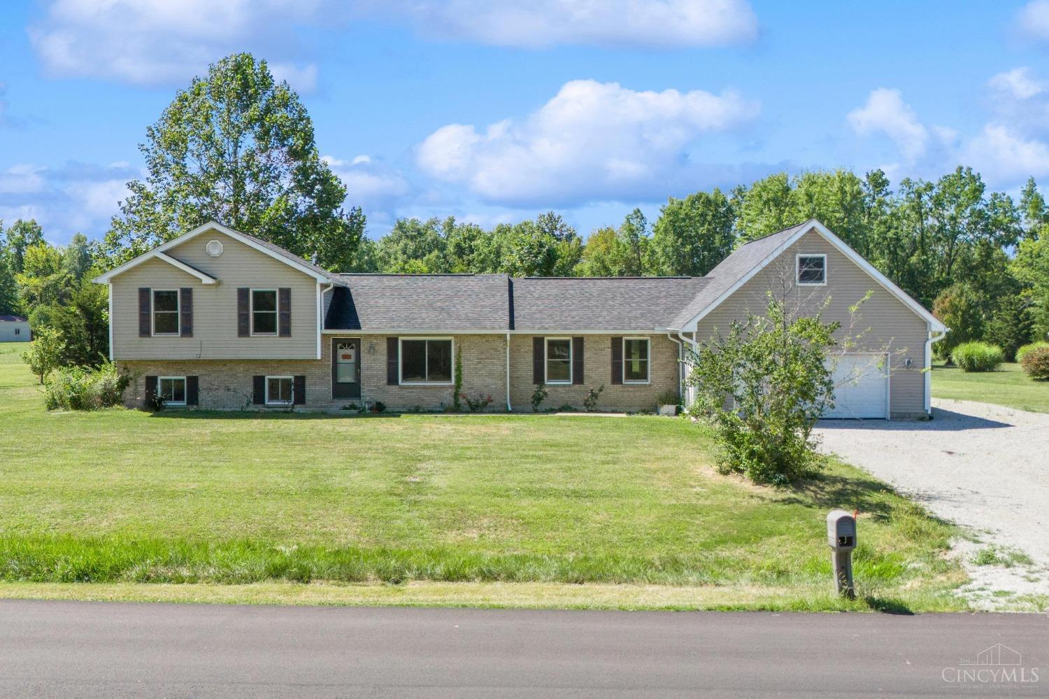 Arrowcreek Dr, Oregonia, OH 45054