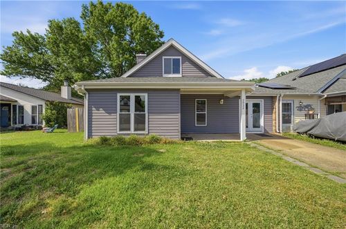 3932 Sunstream Pkwy, Virginia Beach, VA, 23456-1318 | Card Image