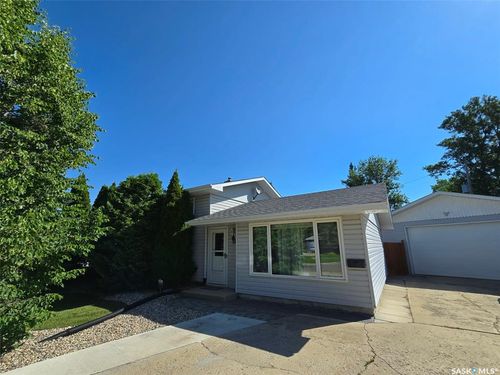19 Sampson Pl, Regina, SK, S4R4R5 | Card Image