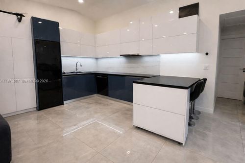 apt-103-500 Ne 3rd St, Hallandale Beach, FL, 33009-3432 | Card Image