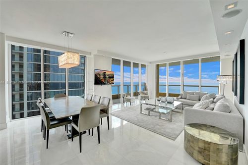 3201-17875 Collins Ave, Sunny Isles Beach, FL, 33160-2718 | Card Image