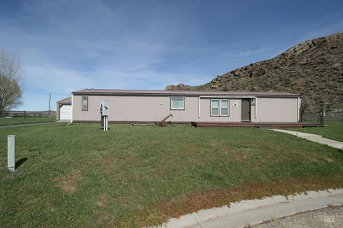 1303 Florence Dr, Jordan Valley, OR, 97910-2024 | Card Image