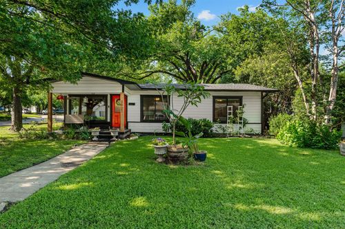 3921 Austin Ave, Waco, TX, 76710-7126 | Card Image