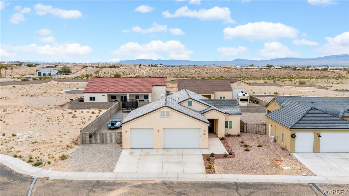 Via Aventino , Fort Mohave, AZ 86426