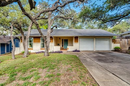 7206 Shadywood Dr, Austin, TX, 78745-6451 | Card Image