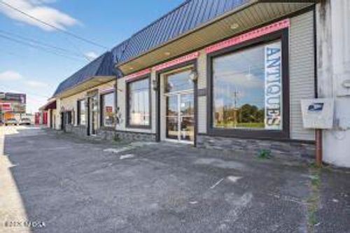 3146 Vineville Ave, Macon, GA, 31204-2379 | Card Image