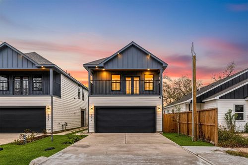 882 Prosper St, Houston, TX, 77088-6366 | Card Image