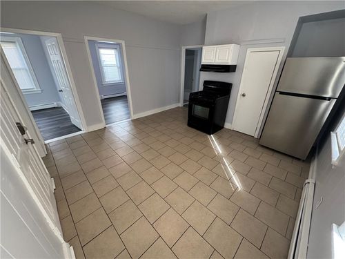 1-111 Ridge St, Providence, RI, 02909-1511 | Card Image