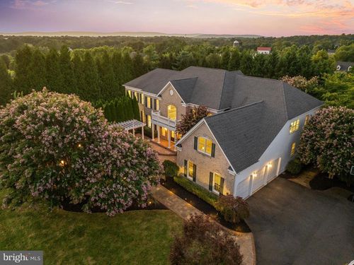 38344 Midnight Sky Pl, HAMILTON, VA, 20158-3551 | Card Image