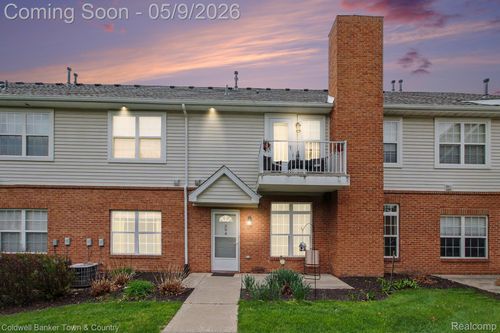 594 Olde English Cir, Howell, MI, 48855-7734 | Card Image