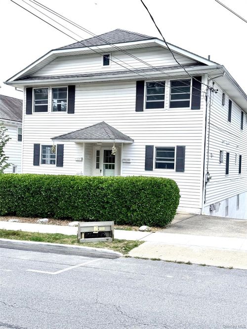1-12 Buckhout St, Irvington, NY, 10533-1600 | Card Image