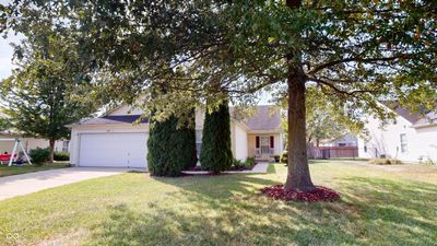 1329 Redwood Drive, House other with 3 bedrooms, 2 bathrooms and null parking in Greenfield IN | Image 1