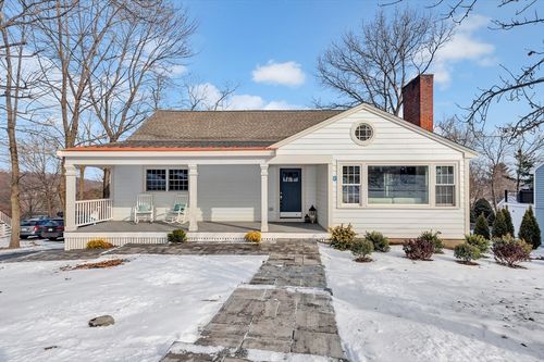 61 Westland Ave, Winchester, MA, 01890-3470 | Card Image