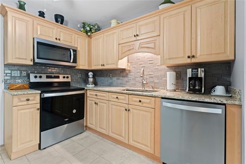 apt-13k-45 Folly Field Rd, Hilton Head Island, SC, 29928-5487 | Card Image