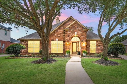2710 Pebble Creek Dr, Pearland, TX, 77581-4482 | Card Image