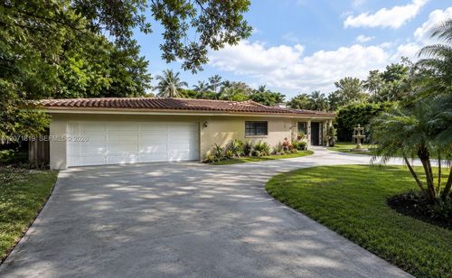 6861 Sw 69th Ter, South Miami, FL, 33143-3136 | Card Image