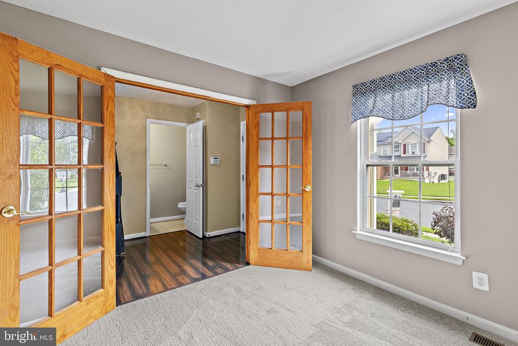 Residential in EDGEWOOD 3