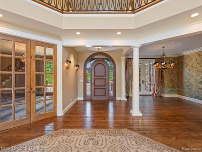 2921 Turtle Pond Court, Home with 5 bedrooms, 5 bathrooms and null parking in Bloomfield Twp MI | Image 2