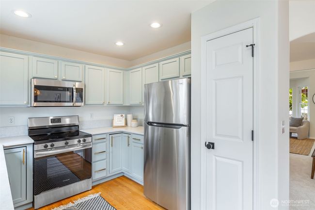 18022 29th Avenue Se, Condo with 3 bedrooms, 3 bathrooms and null parking in Bothell WA | Image 13