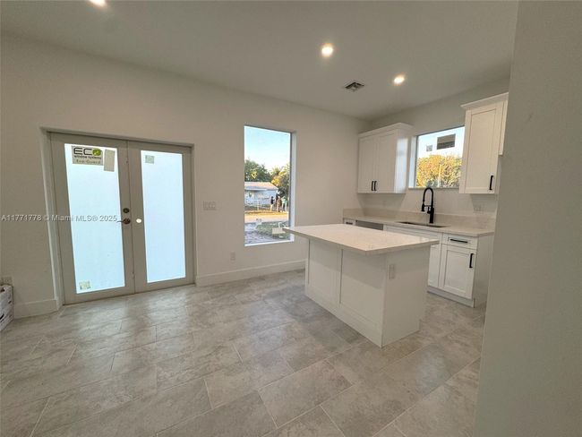 1100 Highview Rd, House other with 3 bedrooms, 3 bathrooms and null parking in Lantana FL | Image 8