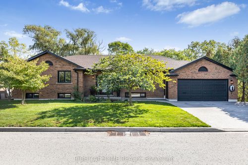 23 Riverview Blvd, St Catharines, ON, L2T3L5 | Card Image