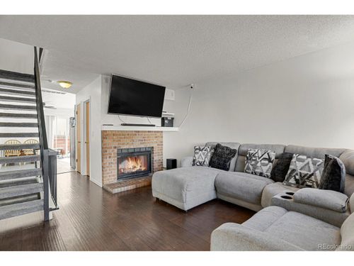 e-17683 E Loyola Dr, Aurora, CO, 80013-7152 | Card Image