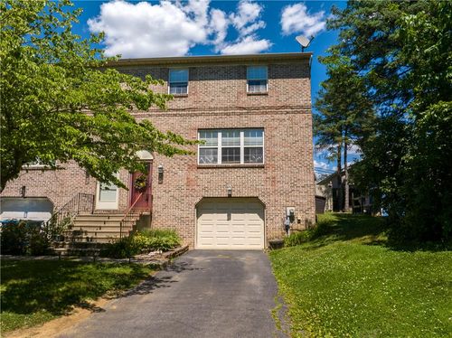 601 Main St, NORTHAMPTON, PA, 18067-1860 | Card Image