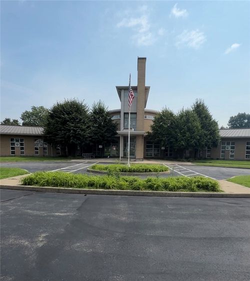 1200 N 4th Street, Effingham, IL, 62401 | Card Image