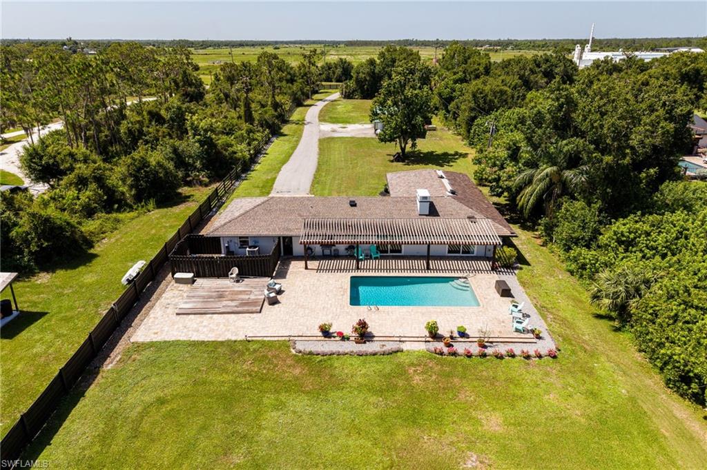Residential in PUNTA GORDA 5