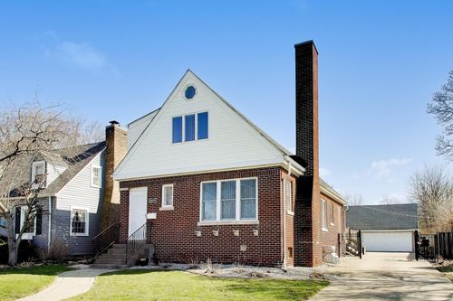 8039 Forest Ave, Munster, IN, 46321-1142 | Card Image