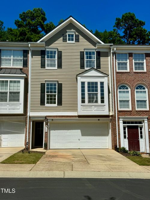 8124 Upper Lake Dr, Raleigh, NC, 27615-3081 | Card Image