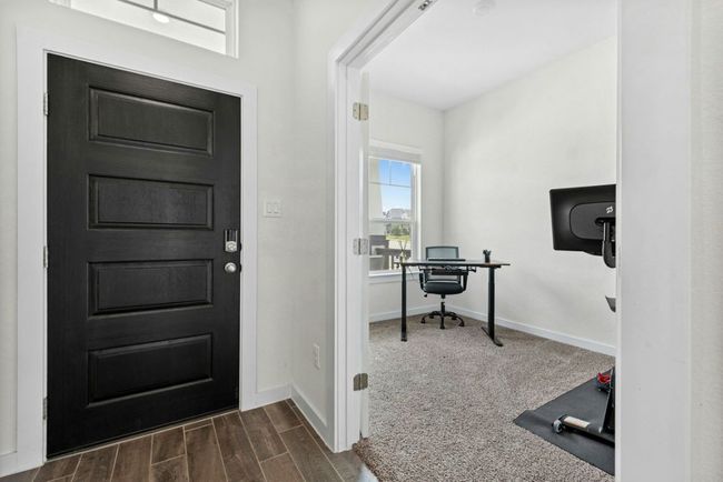 Home office or flex space on your left upon entry | Image 4
