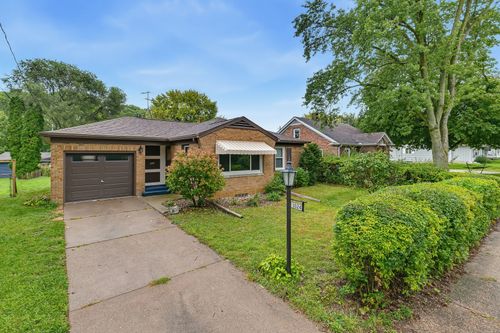 1024 25th St, Moline, IL, 61265-2236 | Card Image