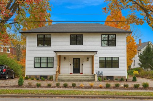 1702 Hill St, Ann Arbor, MI, 48104-2641 | Card Image