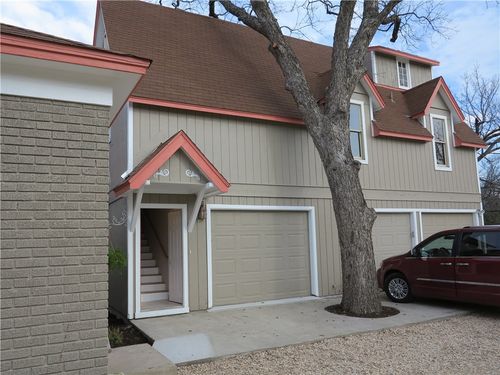 b-310 W University Ave, Georgetown, TX, 78626-6703 | Card Image