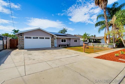 1439 E Mission Ave, Escondido, CA, 92027-1644 | Card Image