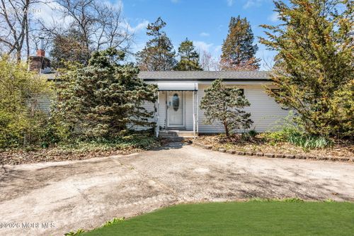 40 Redwood Pl, Jackson, NJ, 08527-1509 | Card Image