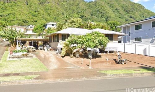 3132 Manoa Rd, Honolulu, HI, 96822-1227 | Card Image